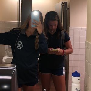 Meet your Posher, Mia